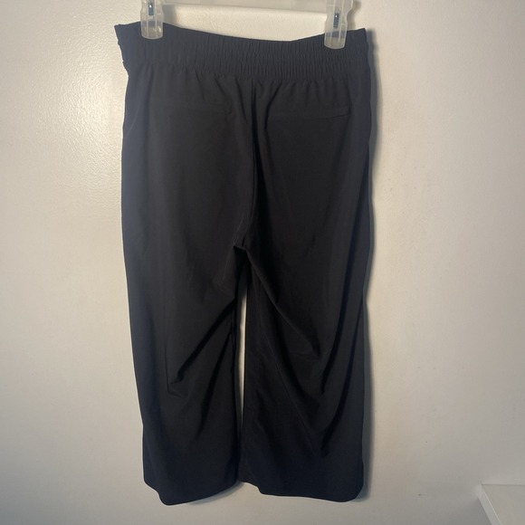 Athleta Avenue Wide Leg Crop Pant Black Size 10 Petite - Picture 4 of 7